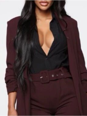 Fashion Nova Women's Burgundy Blazer & Belted Suit Jacket Set
